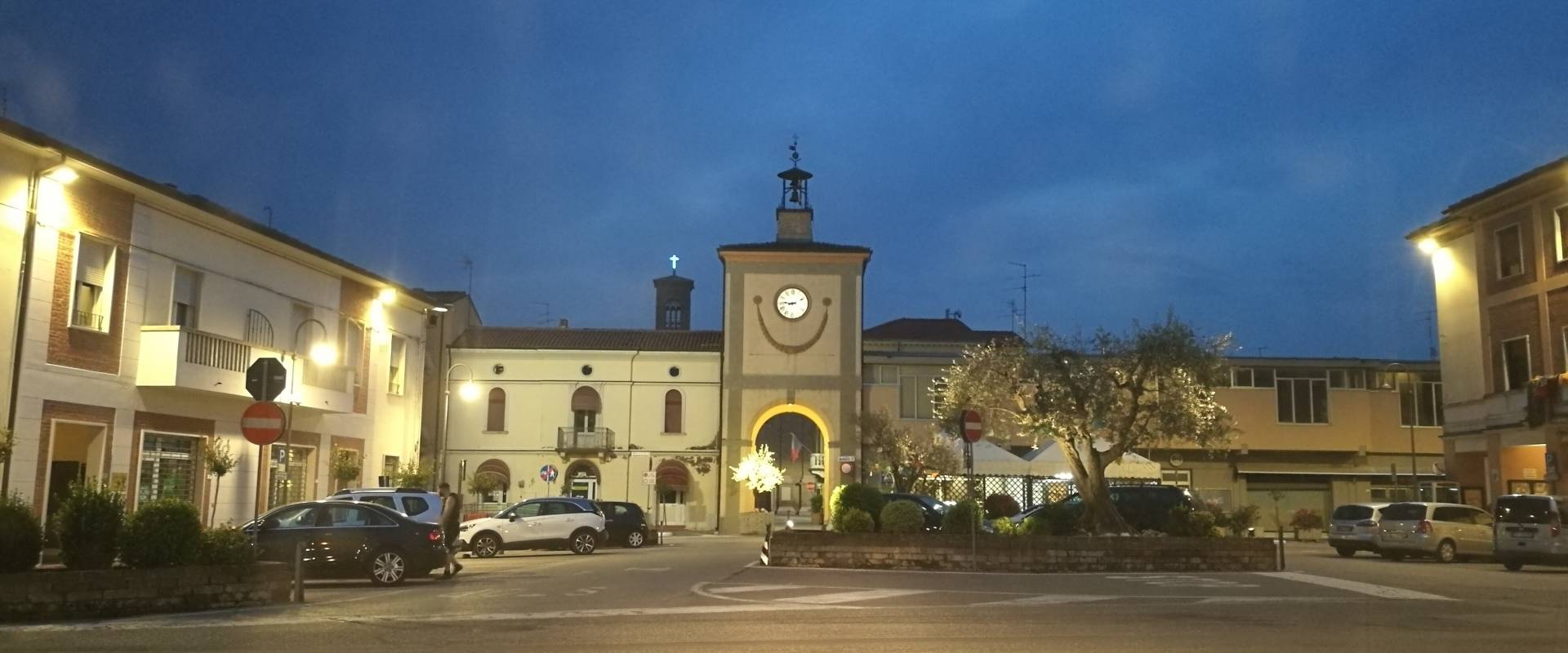 Torre civica (o Torre dell'Orologio) - Sant'Agata sul Santerno (RA) 3 photo by Enea Emiliani